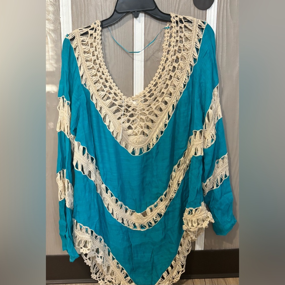 Umgee Teal Top with Cream Crochet Detail